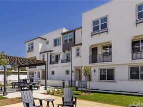 1305 Yannis Court, El Cajon CA 92019