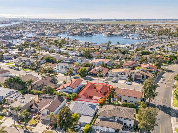 4232 Calhoun Drive, Huntington Beach CA 92649