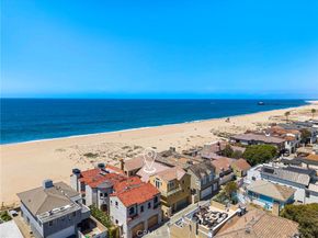 1554 E Oceanfront, Newport Beach CA 92661