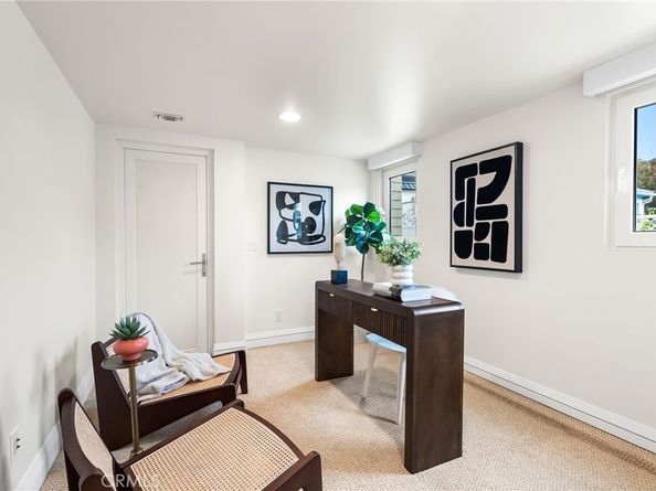 1554 E Oceanfront, Newport Beach CA 92661