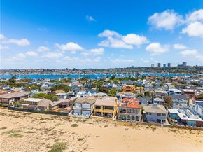 1554 E Oceanfront, Newport Beach CA 92661