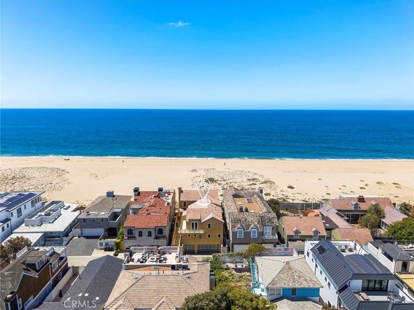 1554 E Oceanfront, Newport Beach CA 92661