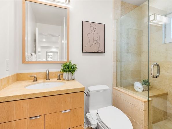 1554 E Oceanfront, Newport Beach CA 92661