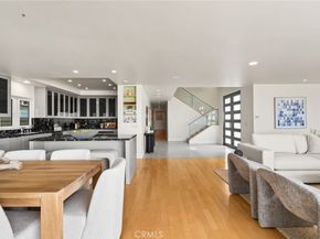 1554 E Oceanfront, Newport Beach CA 92661