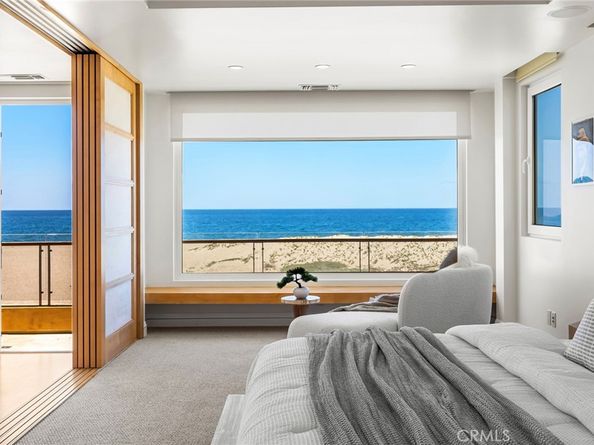 1554 E Oceanfront, Newport Beach CA 92661