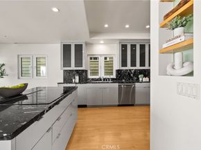 1554 E Oceanfront, Newport Beach CA 92661