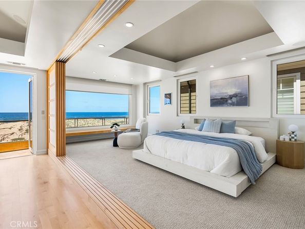 1554 E Oceanfront, Newport Beach CA 92661