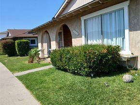 16542 Sabot Lane, Huntington Beach CA 92647