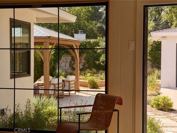 4367 Rising Hill Road, Altadena CA 91001