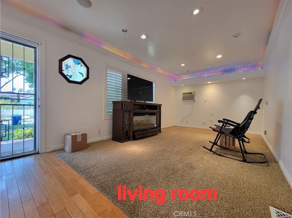 3323 Larga, Los Angeles CA 90039