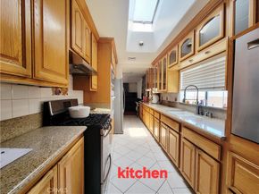 3323 Larga, Los Angeles CA 90039