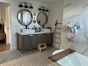 1195 N Chester Avenue, Pasadena CA 91104