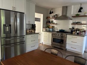 1195 N Chester Avenue, Pasadena CA 91104