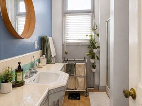 44 N Berkeley Avenue, Pasadena CA 91107