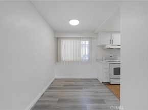 12835 10th St 41, Chino CA 91710