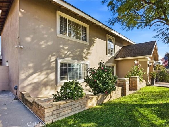 1318 N Laurel, Upland CA 91786