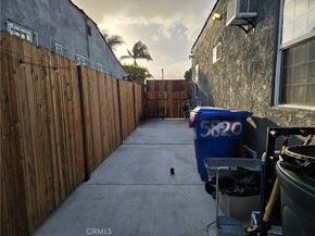 5820 Cimarron Street, Los Angeles CA 90047