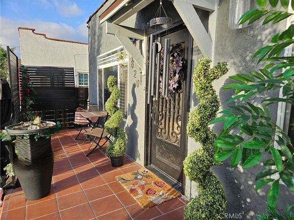 5820 Cimarron Street, Los Angeles CA 90047