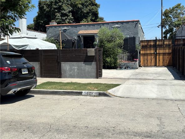 5820 Cimarron Street, Los Angeles CA 90047