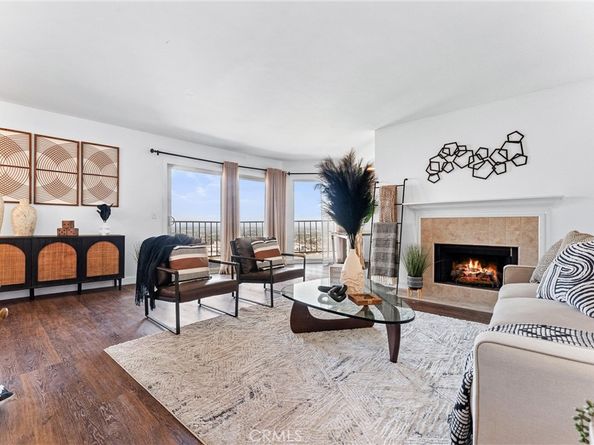2700 E Panorama Drive 402, Signal Hill CA 90755