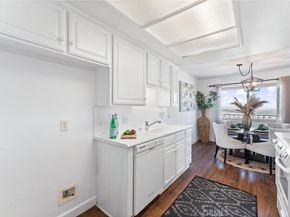 2700 E Panorama Drive 402, Signal Hill CA 90755