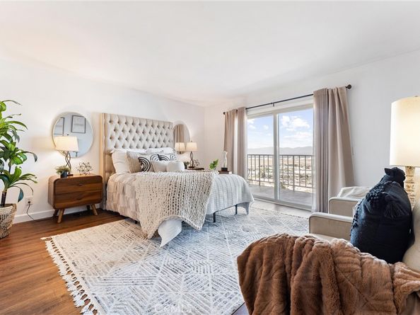 2700 E Panorama Drive 402, Signal Hill CA 90755