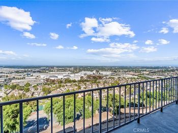 2700 E Panorama Drive