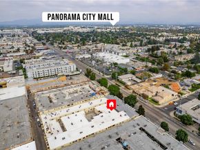 7035 Woodley 205, Van Nuys CA 91406