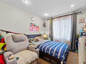 7035 Woodley 205, Van Nuys CA 91406