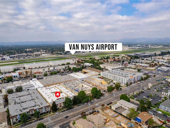 7035 Woodley 205, Van Nuys CA 91406