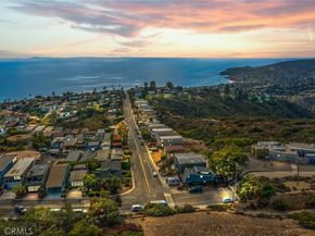 2084 Del Mar Avenue, Laguna Beach CA 92651