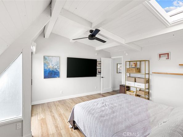 2084 Del Mar Avenue, Laguna Beach CA 92651