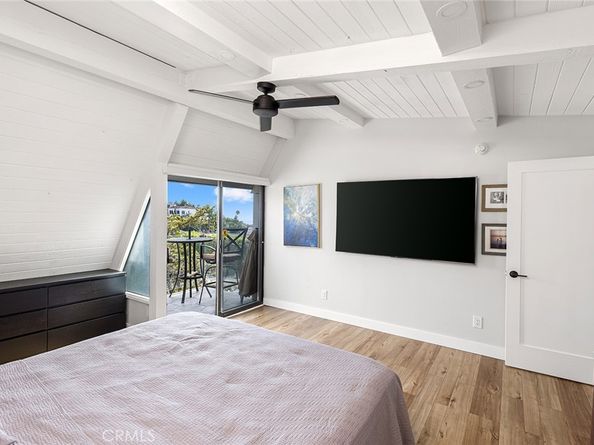 2084 Del Mar Avenue, Laguna Beach CA 92651