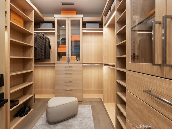 412 Heliotrope Avenue, Corona Del Mar CA 92625