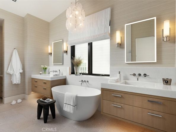 412 Heliotrope Avenue, Corona Del Mar CA 92625