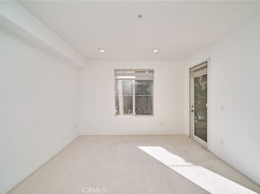 2233 Martin 315, Irvine CA 92612