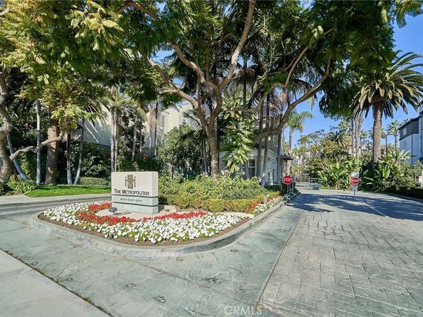 2233 Martin 315, Irvine CA 92612