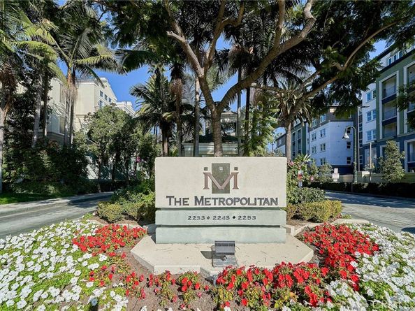 2233 Martin 315, Irvine CA 92612