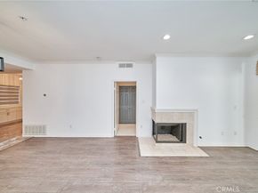 2233 Martin 315, Irvine CA 92612