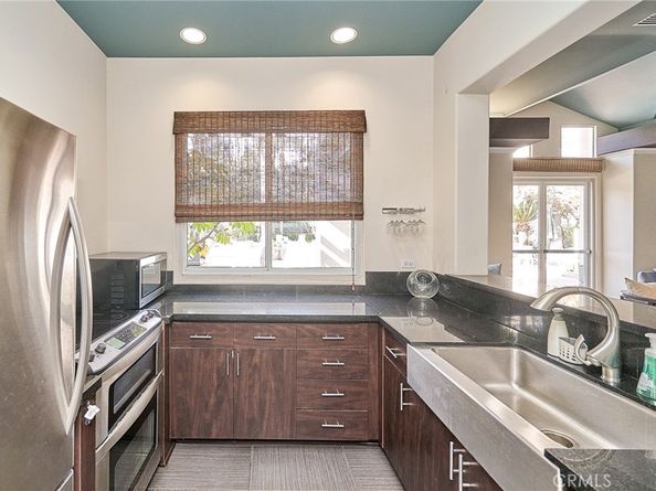 2233 Martin 315, Irvine CA 92612