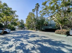 2233 Martin 315, Irvine CA 92612