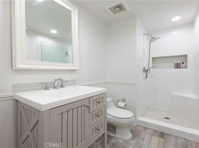 4370 Troost Avenue 201, Studio City CA 91604