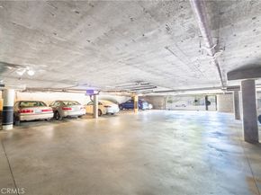 4370 Troost Avenue 201, Studio City CA 91604
