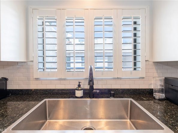 4370 Troost Avenue 201, Studio City CA 91604