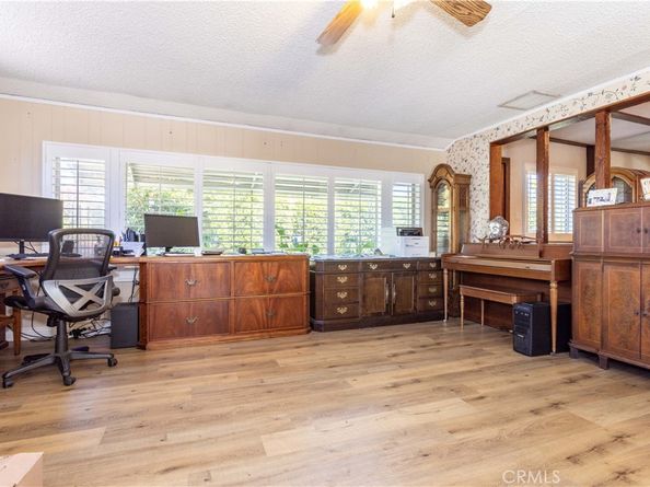 7645 Wilbur Avenue, Reseda CA 91335