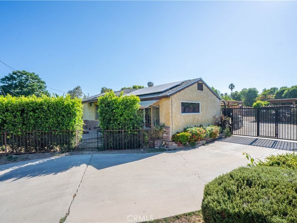 7645 Wilbur Avenue, Reseda CA 91335