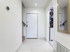 13331 Moorpark Street 319, Sherman Oaks CA 91423