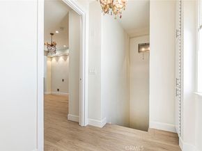 13331 Moorpark Street 319, Sherman Oaks CA 91423
