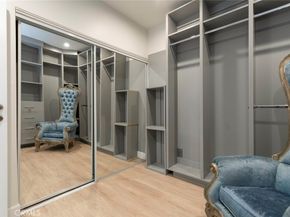 13331 Moorpark Street 319, Sherman Oaks CA 91423