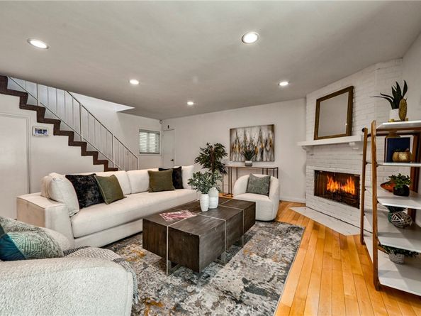 11100 Acama Street 16, Studio City CA 91602